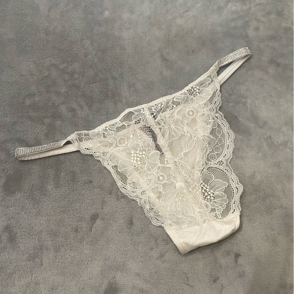 New! Victoria’s Secret Very Sexy Shine Strap Lace Cheeky Panty 10381 - Picture 9 of 10